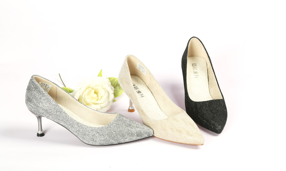 福連升尖頭細(xì)跟高跟女鞋 新娘鞋伴娘鞋工作單鞋圖片