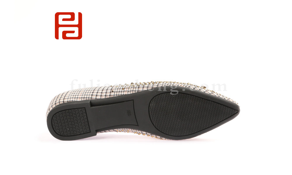 福連升民國(guó)風(fēng)格子布單鞋女鑲鉆淺口尖頭鞋平底瓢鞋圖片