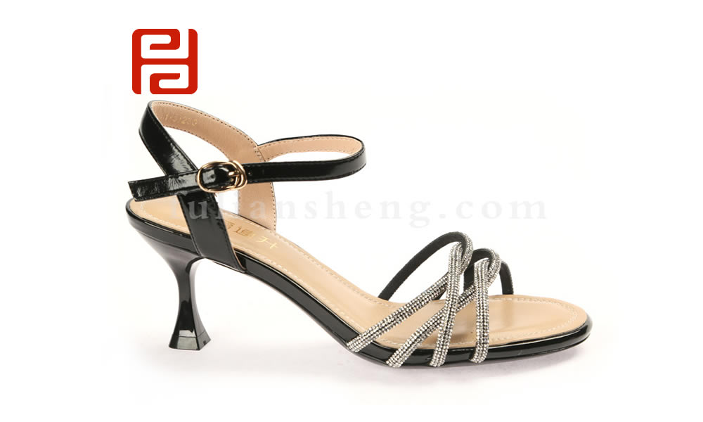 福連升夏季女涼鞋夏新款女仙女風(fēng)時裝涼鞋一字帶涼鞋女圖片