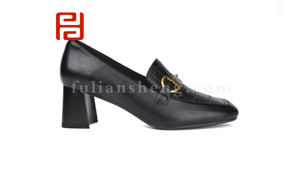 福連升春秋女鞋優(yōu)雅舒適跟鞋復古扣件單鞋