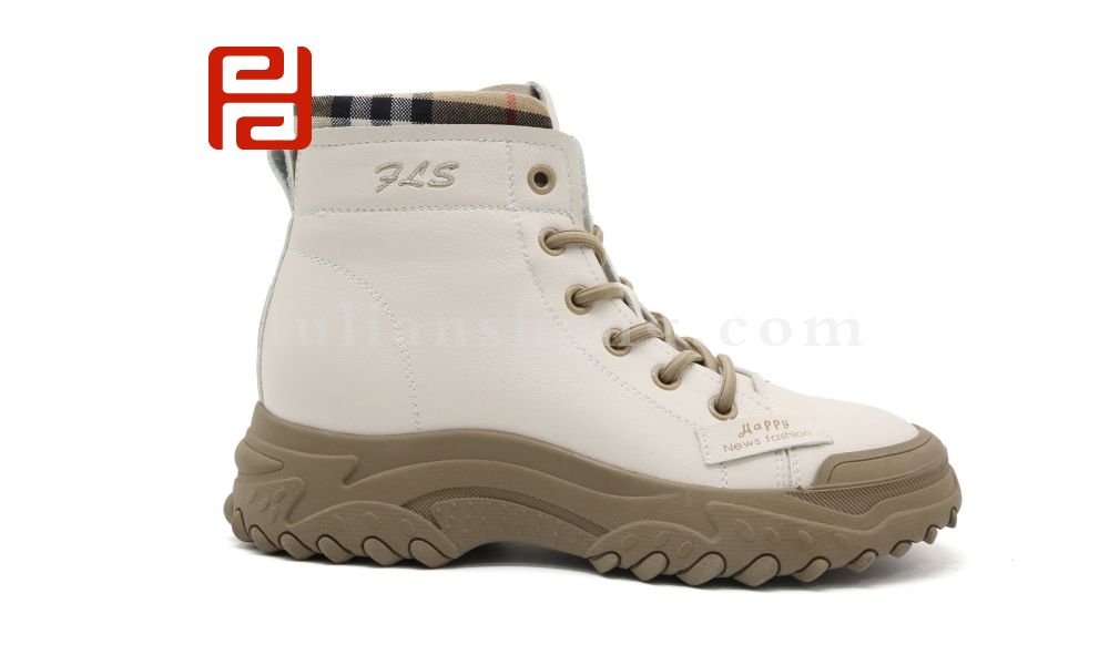 福連升休閑鞋女鞋冬款保暖刷漆復(fù)古風(fēng)休閑小短靴女圖片