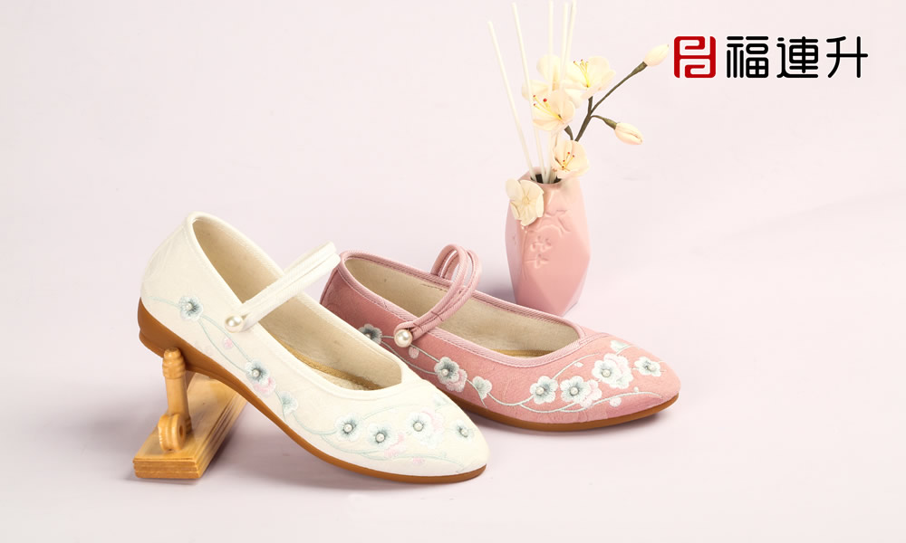 福連升暗香疏影民族風(fēng)繡花鞋女鞋老北京布鞋(圖2)