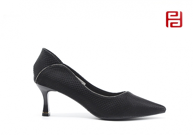 春季新款時尚淺口高跟女鞋商務(wù)細(xì)跟套腳通勤女單鞋       