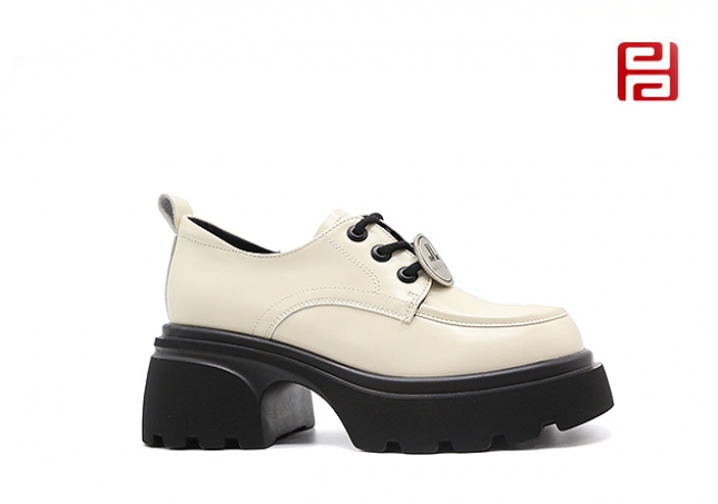 福連升春秋新款時(shí)尚休閑單鞋樂福鞋女鞋