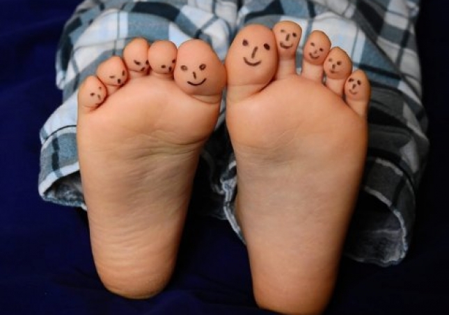 中年人保持足部健康應(yīng)該怎么做？