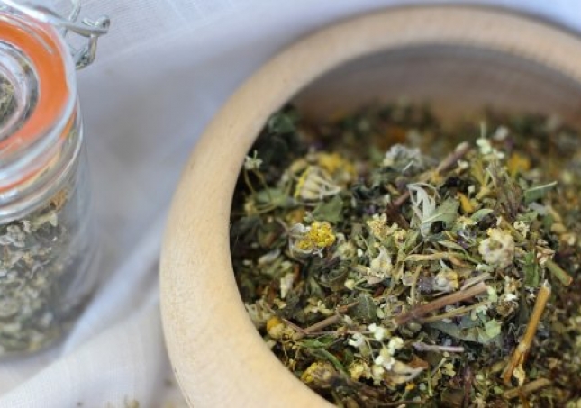 活血化瘀用什么泡腳-什么藥泡腳能舒筋活血？