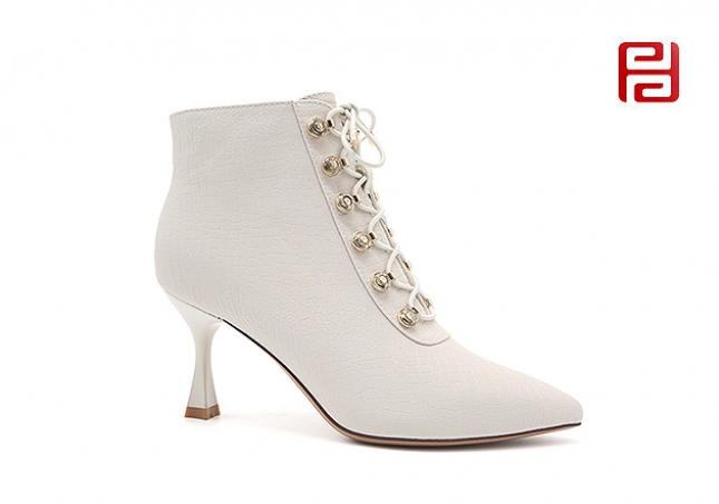 福連升休閑鞋女鞋高跟小短靴百搭尖頭時裝細(xì)跟保暖秋冬